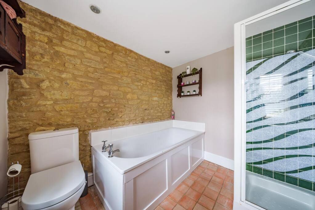 Fox Cottage, Within 5 Min Walk Of Bicester Village Luaran gambar